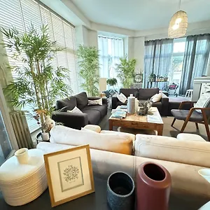 ** Hotel Cit'hotel Les Alizes Francia