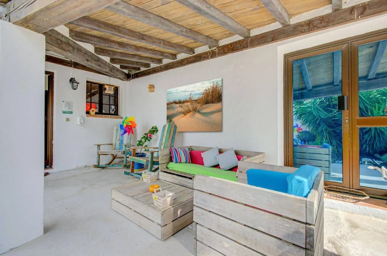 Hotel La Palunette Saintes-Maries-de-la-Mer 3*,
